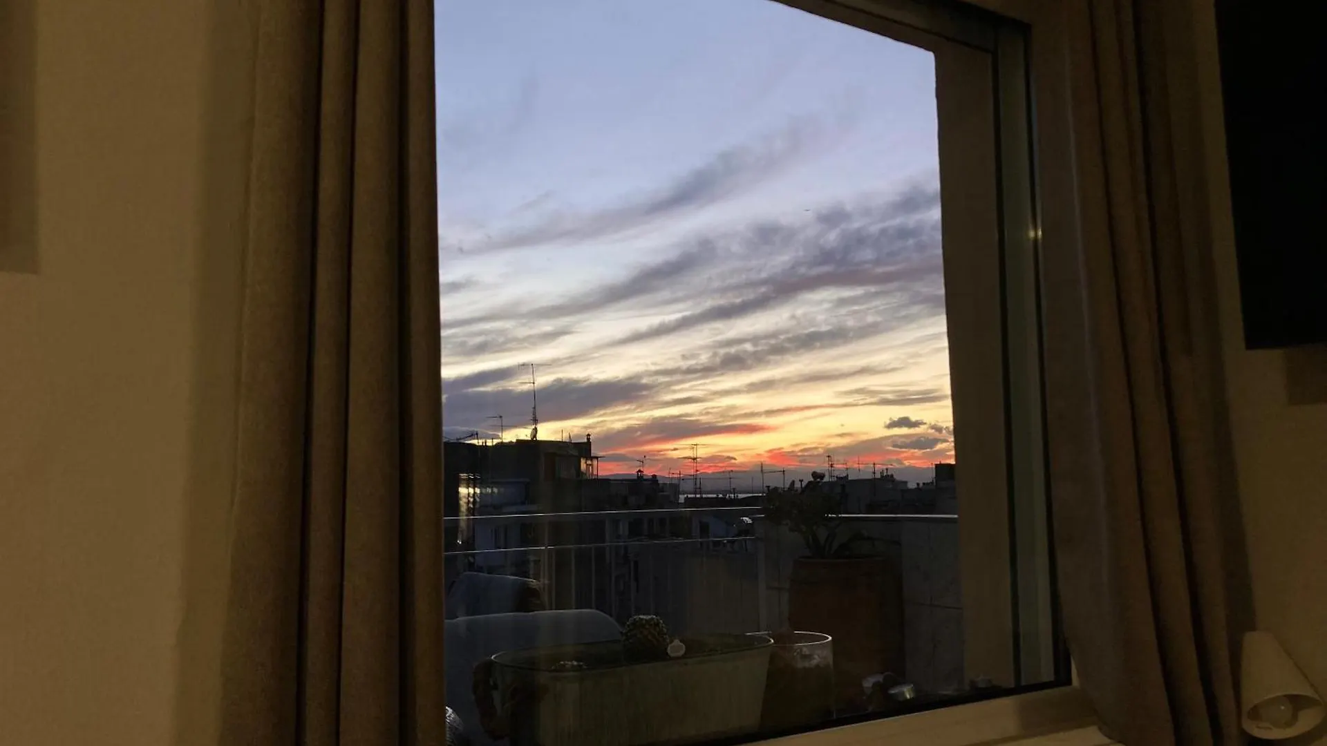 Horizon /Downtown Penthouse W/ Massive Terrace Apartment Thessaloniki Greece