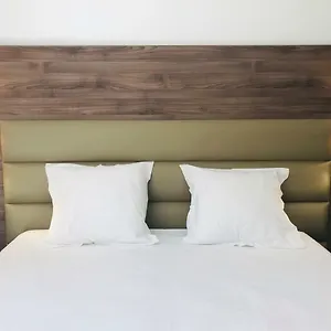 https://yes-hotel-avignon.fr-provencehotel.com